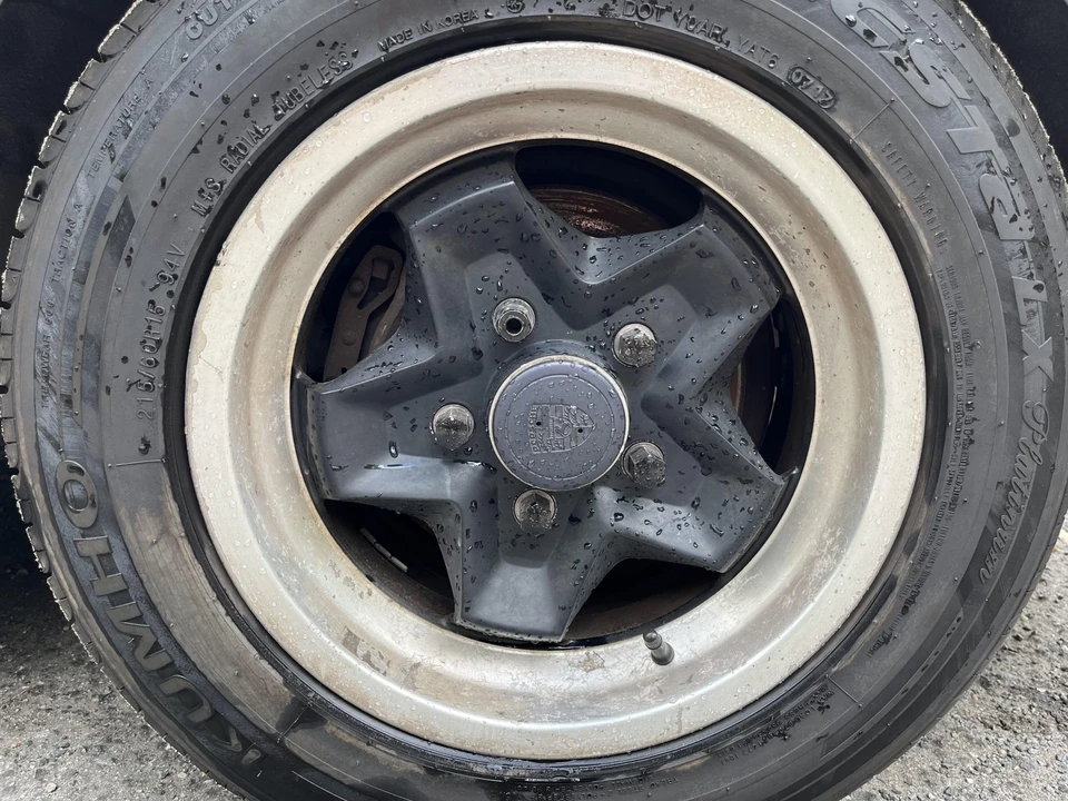 1984 Porsche 944 - Image 18 of 31