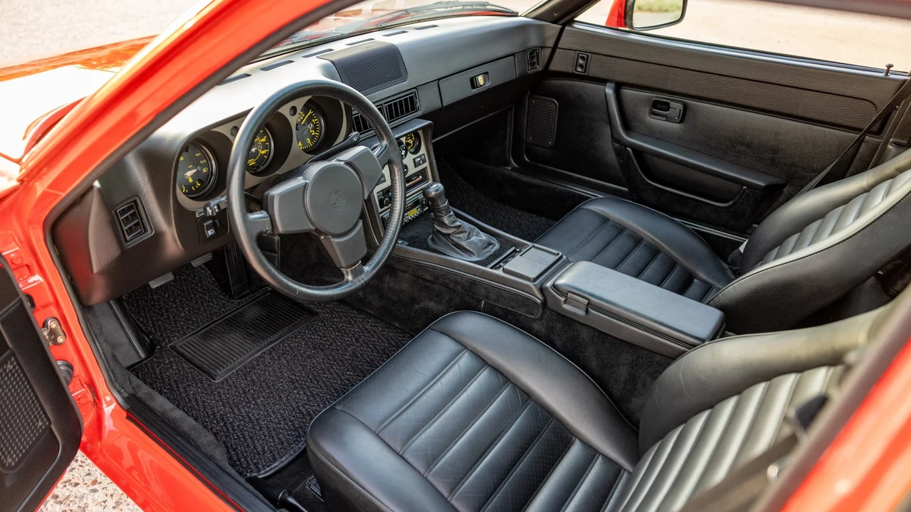 1984 Porsche 944 - Image 12 of 21