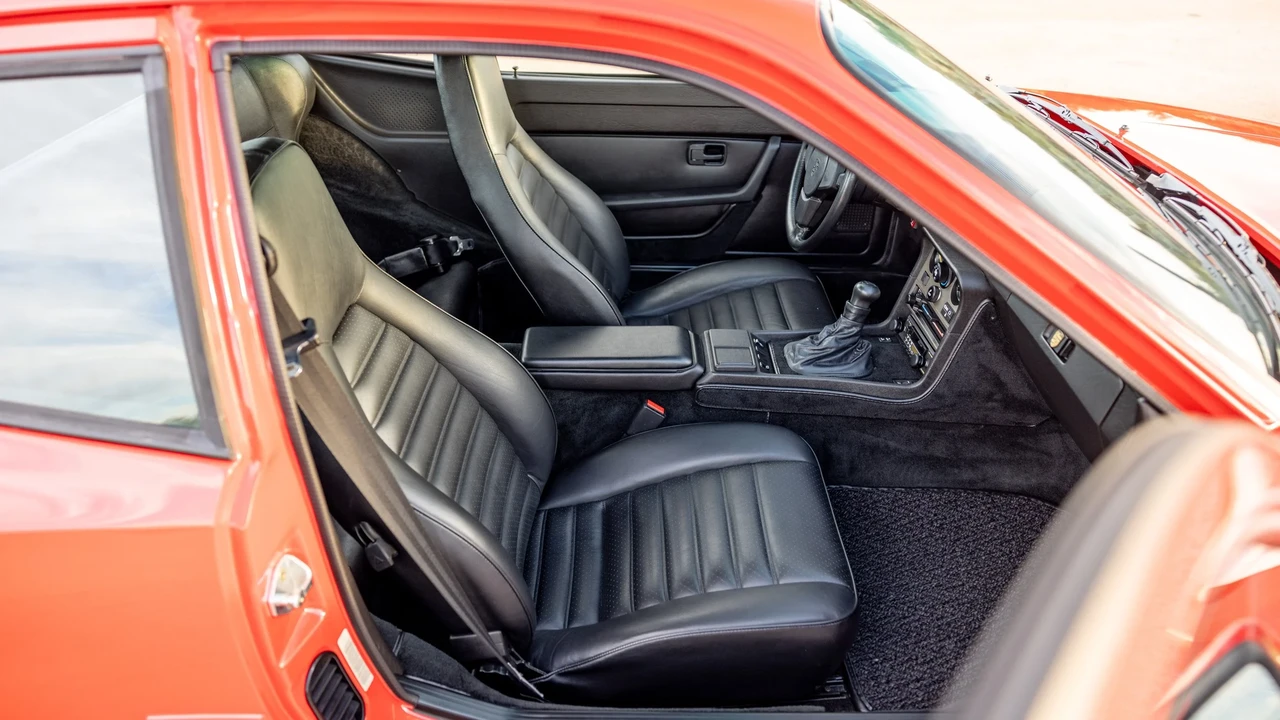 1984 Porsche 944 - Image 16 of 21