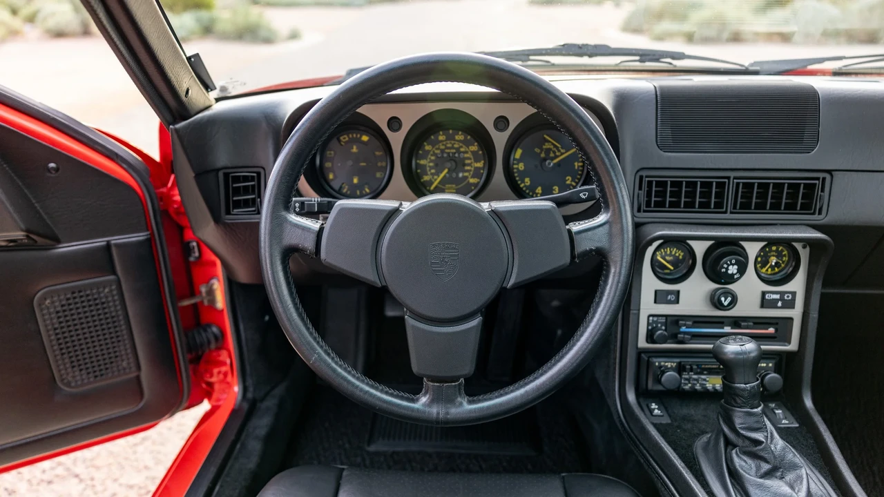1984 Porsche 944 - Image 19 of 21