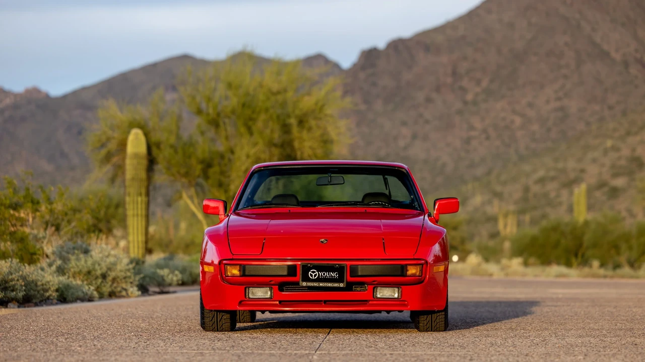1984 Porsche 944 - Image 3 of 21