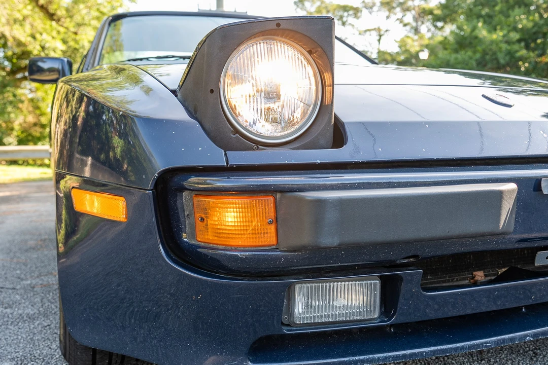 1984 Porsche 944 - Image 28 of 31
