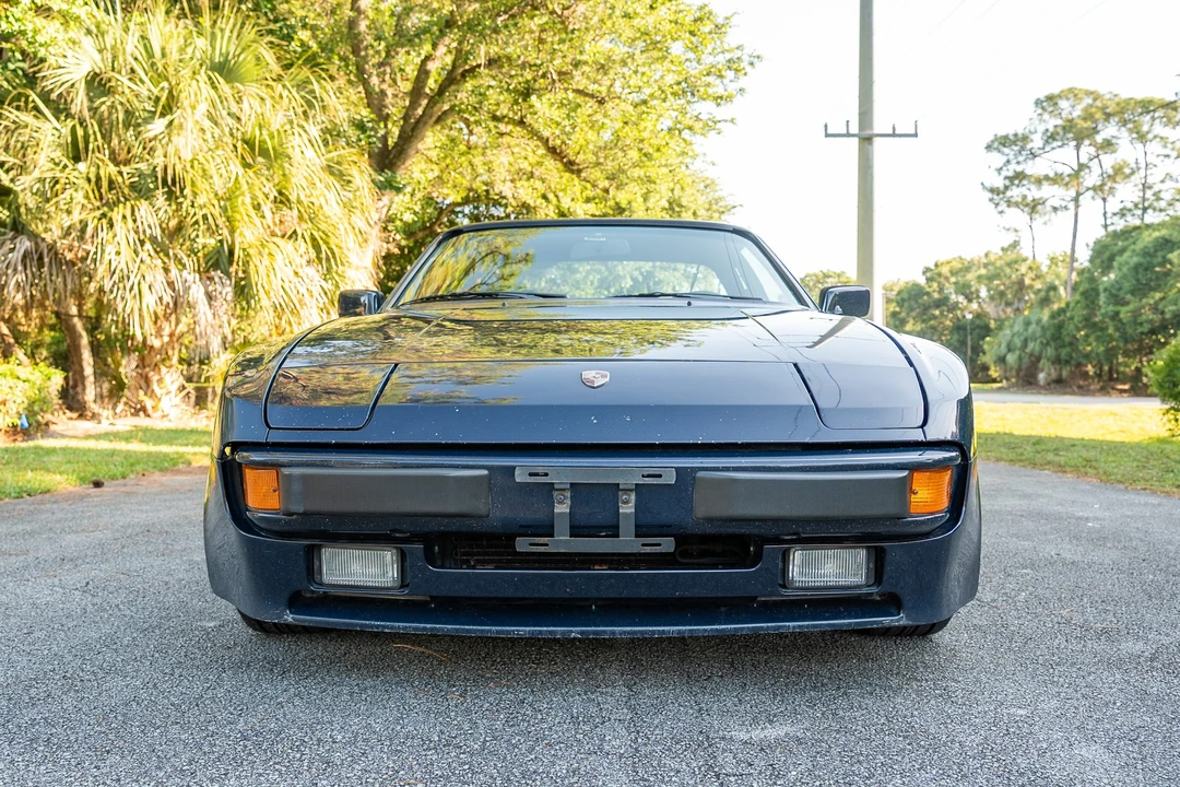 1984 Porsche 944 - Image 10 of 31