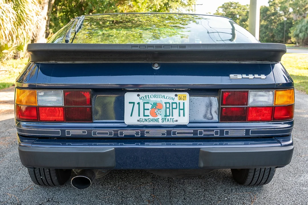 1984 Porsche 944 - Image 14 of 31