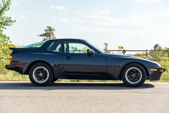 1984 Porsche 944 - Image 4 of 31