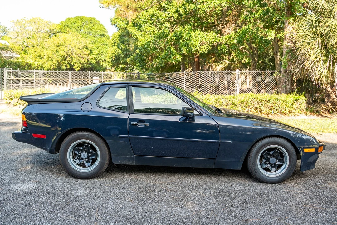1984 Porsche 944 - Image 3 of 31