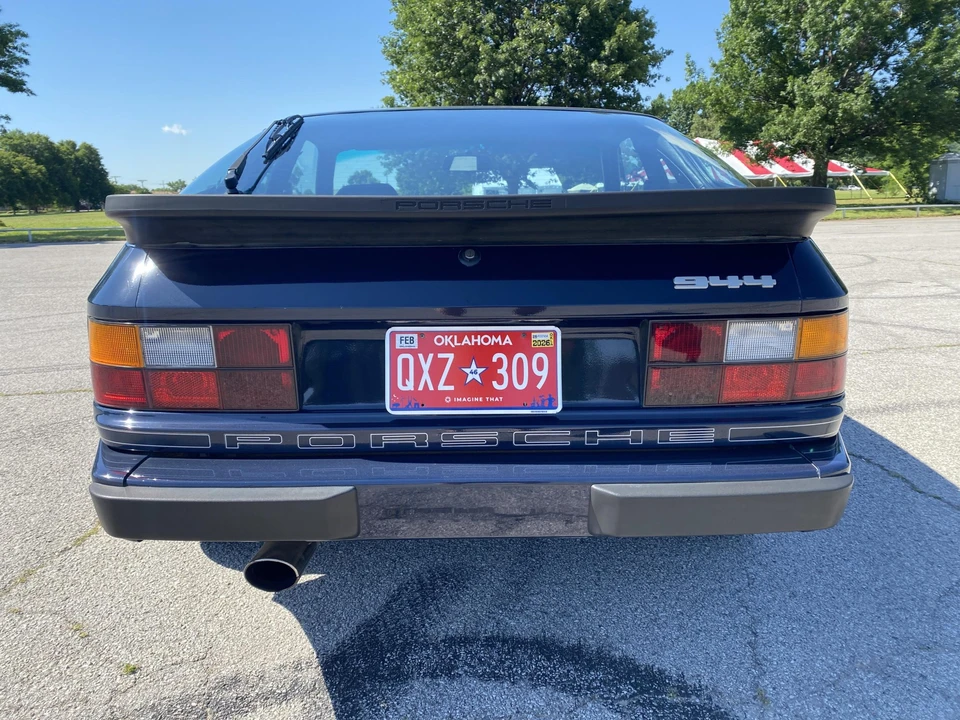 1984 Porsche 944 - Image 7 of 31