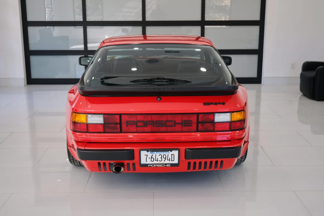 1984 Porsche 944 - Image 12 of 31