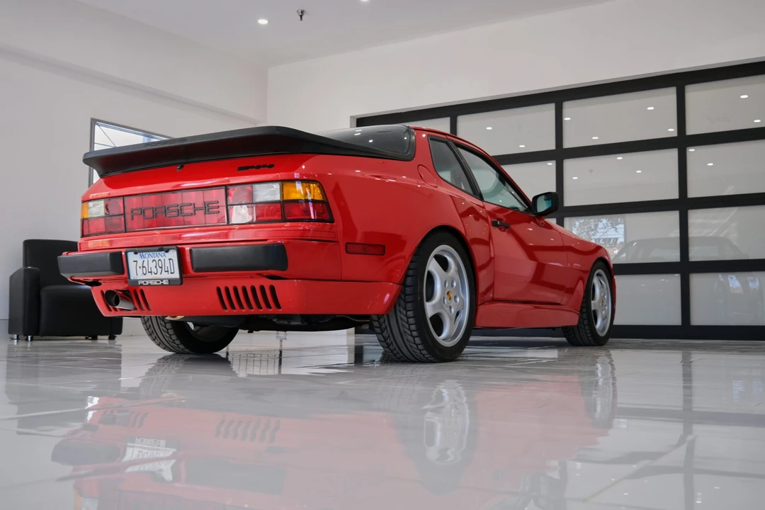 1984 Porsche 944 - Image 14 of 31