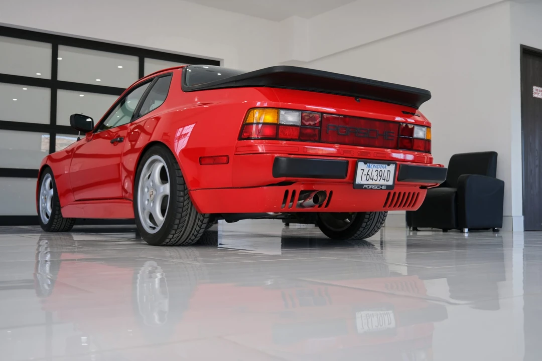 1984 Porsche 944 - Image 11 of 31