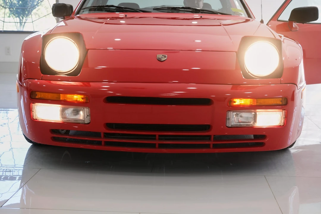 1984 Porsche 944 - Image 17 of 31