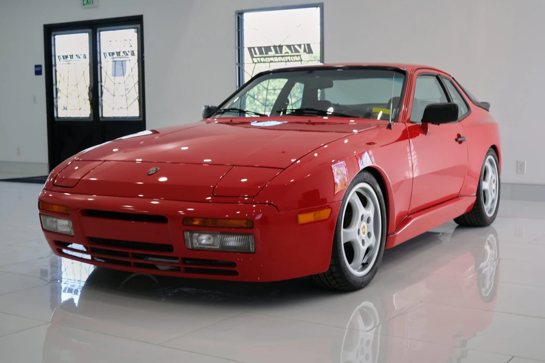 1984 Porsche 944 - Image 7 of 31