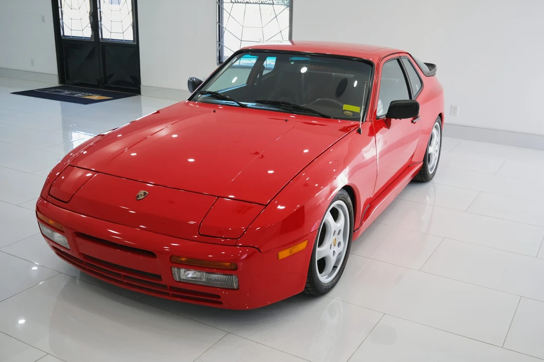 1984 Porsche 944 - Image 7 of 31