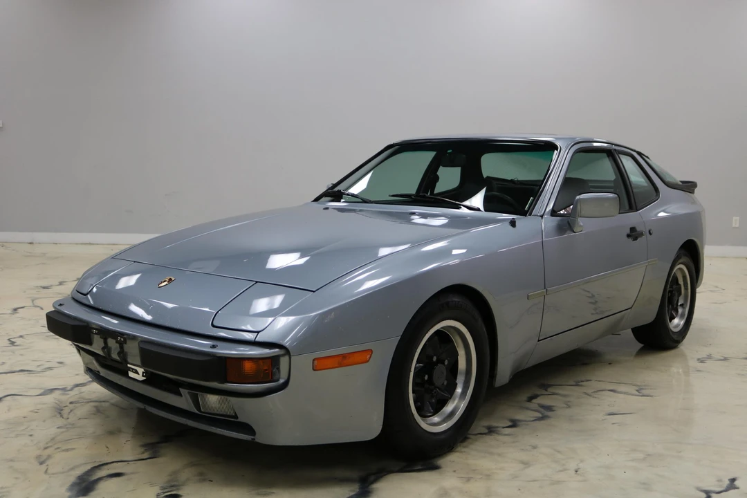 1984 Porsche 944 - Image 8 of 31