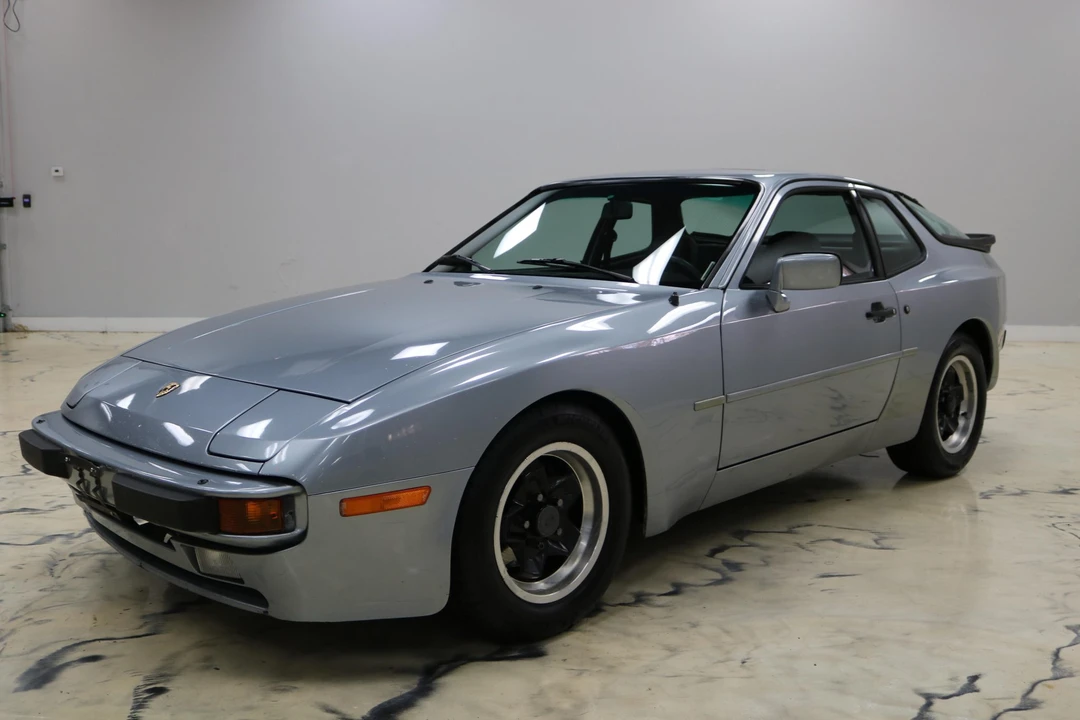 1984 Porsche 944 - Image 3 of 31