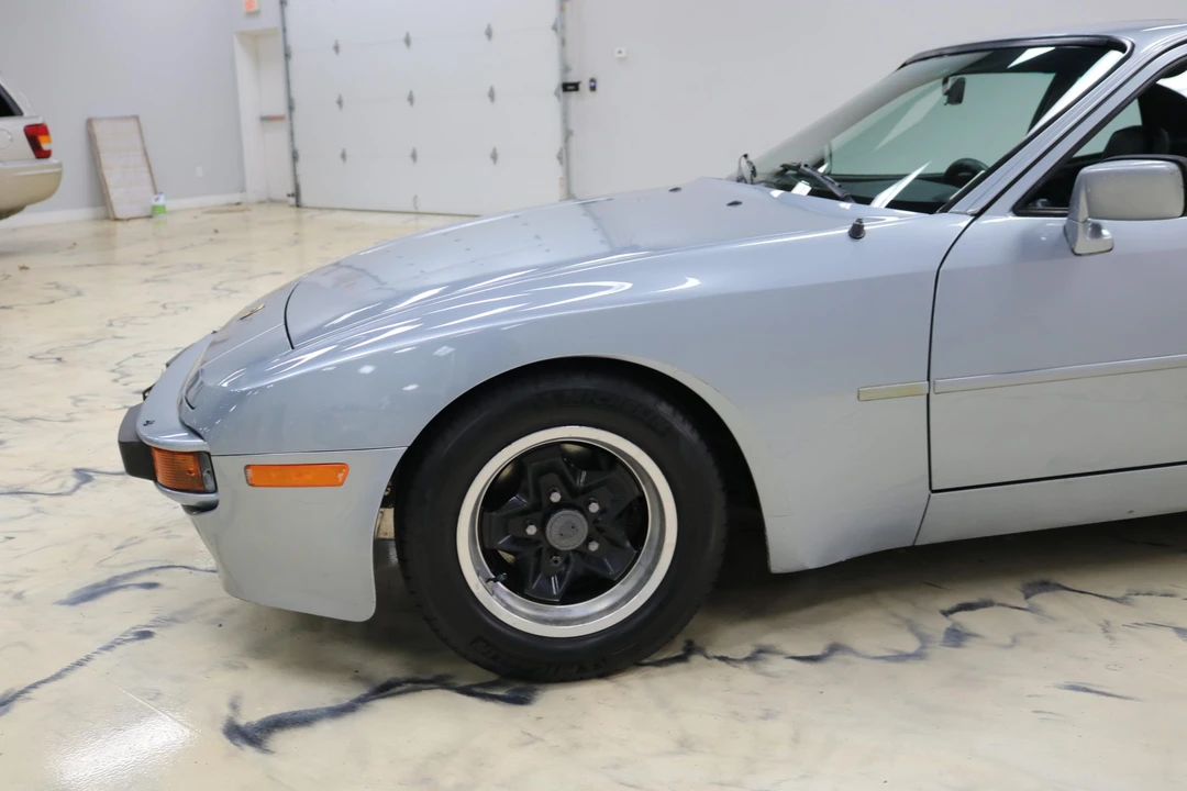 1984 Porsche 944 - Image 18 of 31