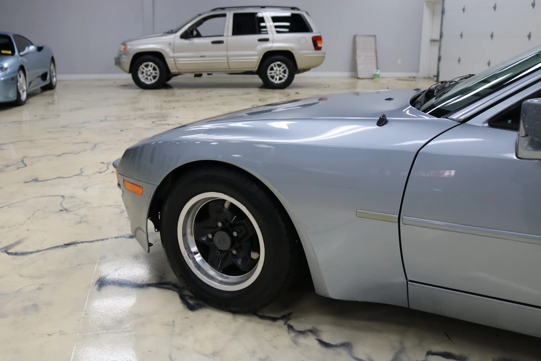 1984 Porsche 944 - Image 21 of 31