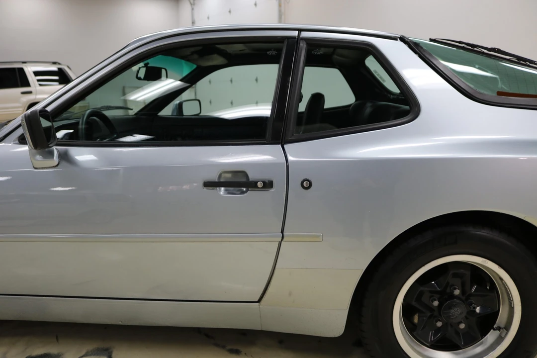 1984 Porsche 944 - Image 26 of 31