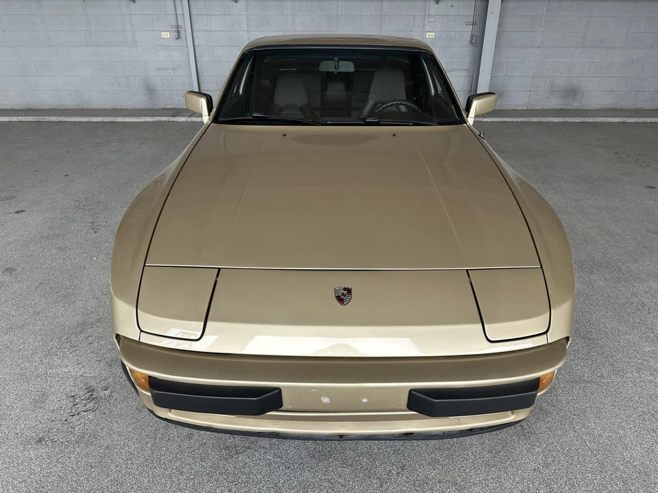 1984 Porsche 944 - Image 19 of 31
