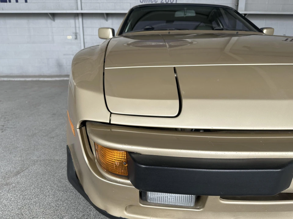 1984 Porsche 944 - Image 27 of 31