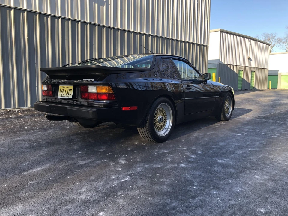 1984 Porsche 944 - Image 18 of 31