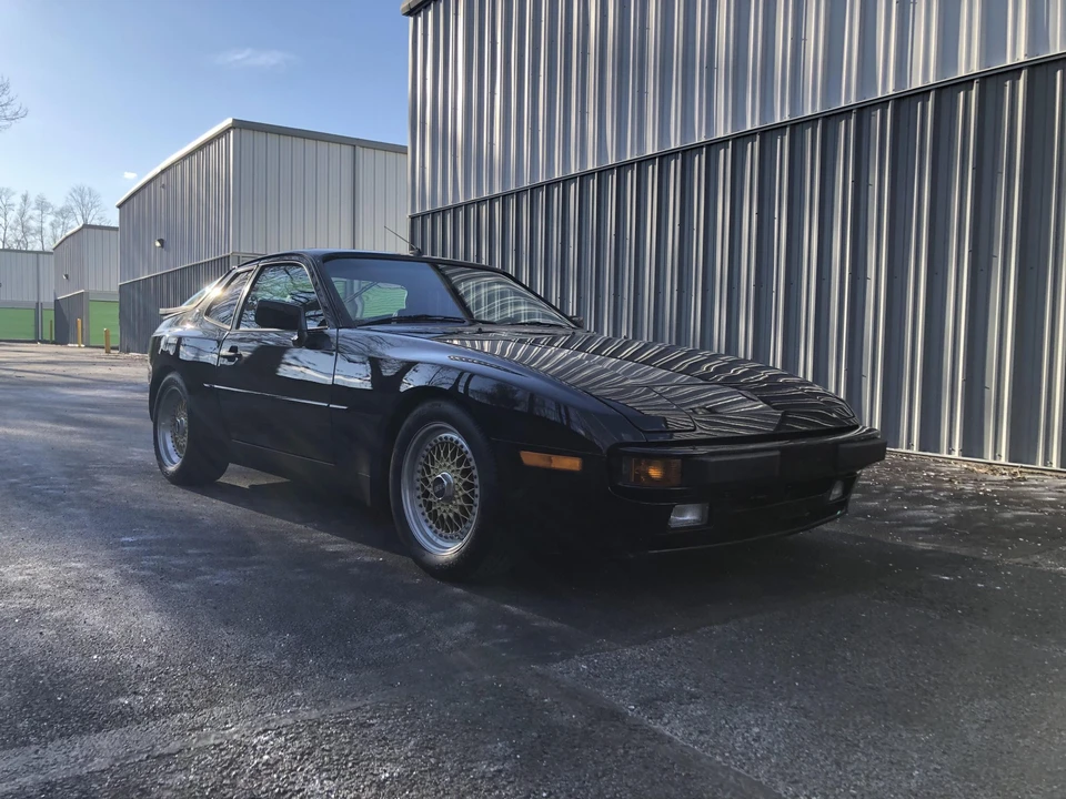 1984 Porsche 944 - Image 22 of 31