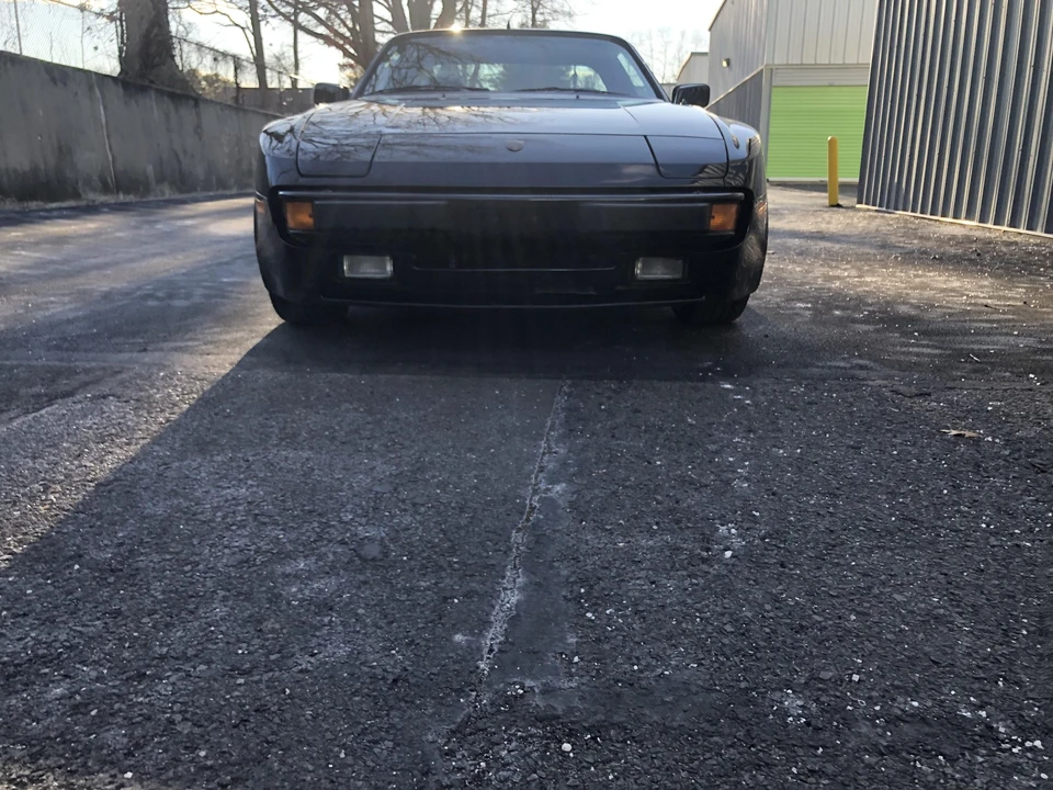1984 Porsche 944 - Image 25 of 31