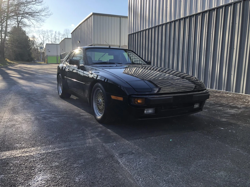 1984 Porsche 944 - Image 23 of 31