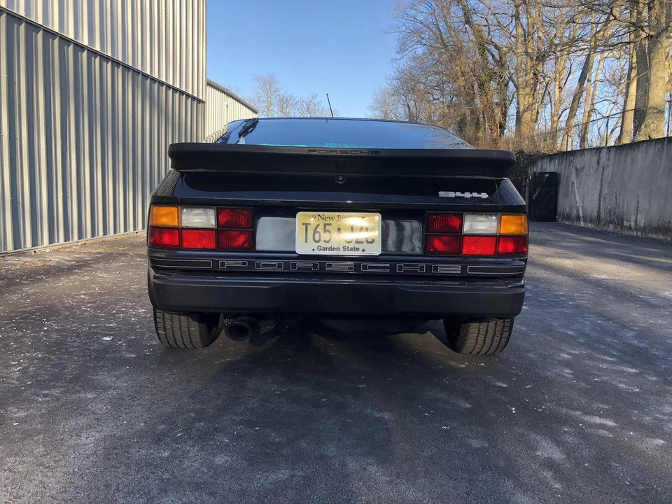 1984 Porsche 944 - Image 11 of 31