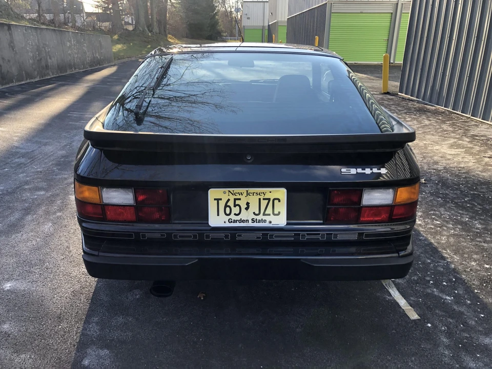 1984 Porsche 944 - Image 14 of 31