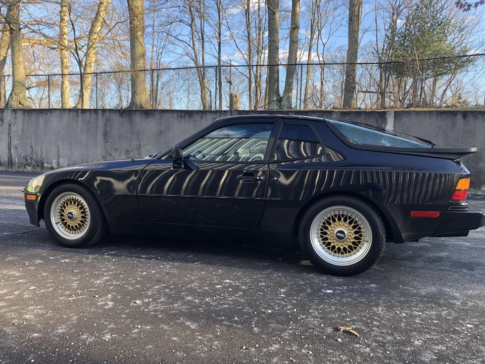 1984 Porsche 944 - Image 7 of 31