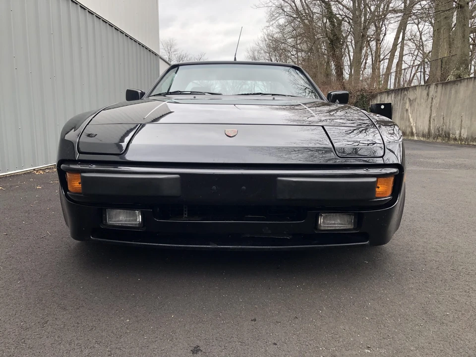 1984 Porsche 944 - Image 27 of 31