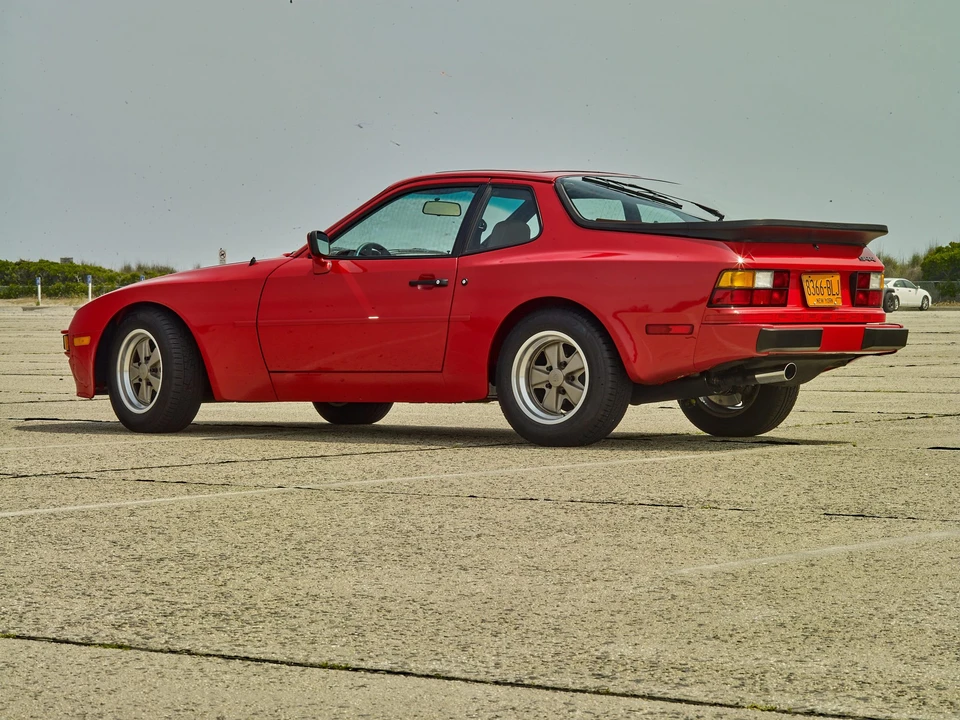 1984 Porsche 944 - Image 10 of 31