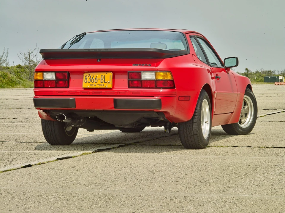 1984 Porsche 944 - Image 14 of 31