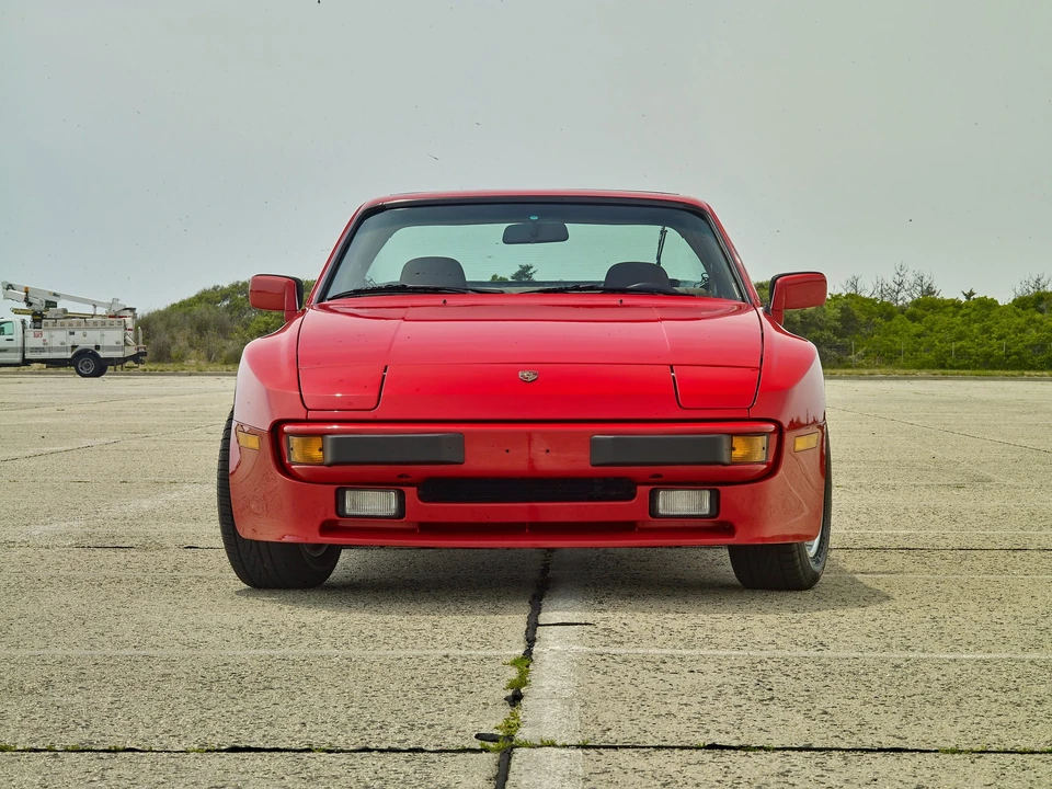 1984 Porsche 944 - Image 22 of 31