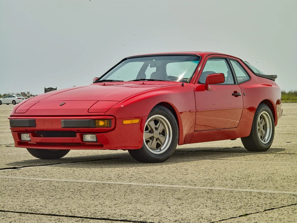 1984 Porsche 944 - Image 4 of 31
