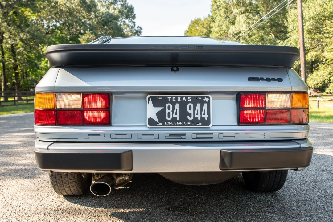 1984 Porsche 944 - Image 13 of 31