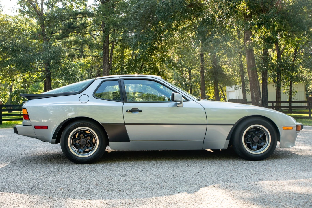 1984 Porsche 944 - Image 5 of 31