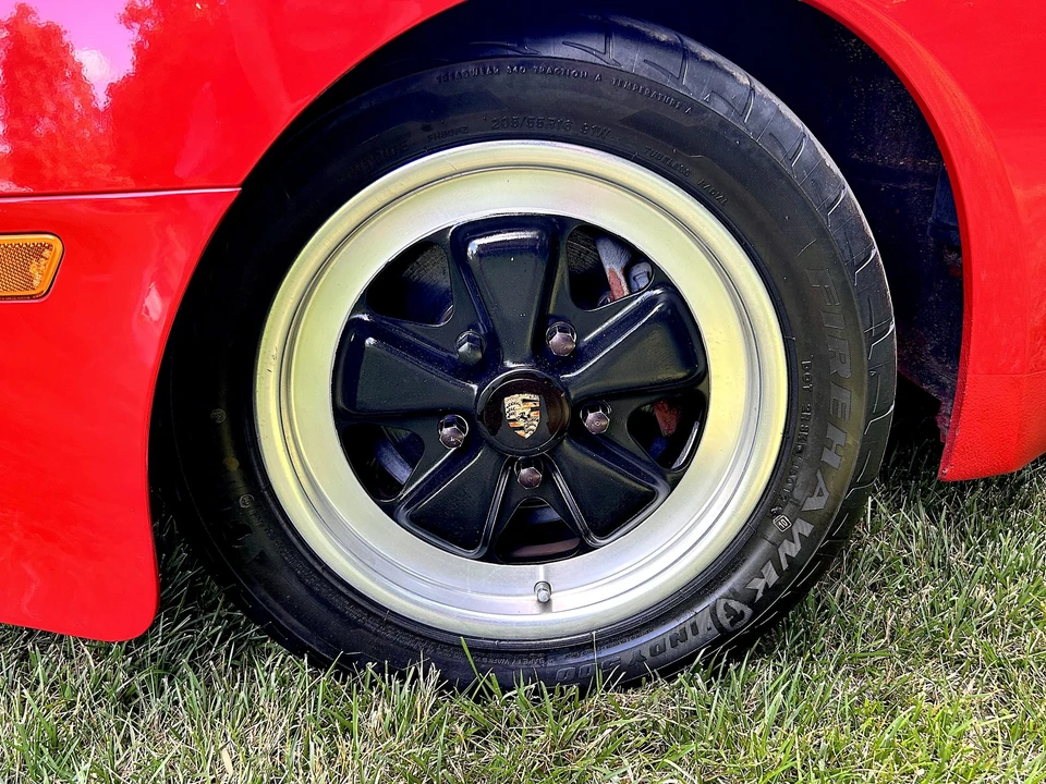1984 Porsche 944 - Image 26 of 31