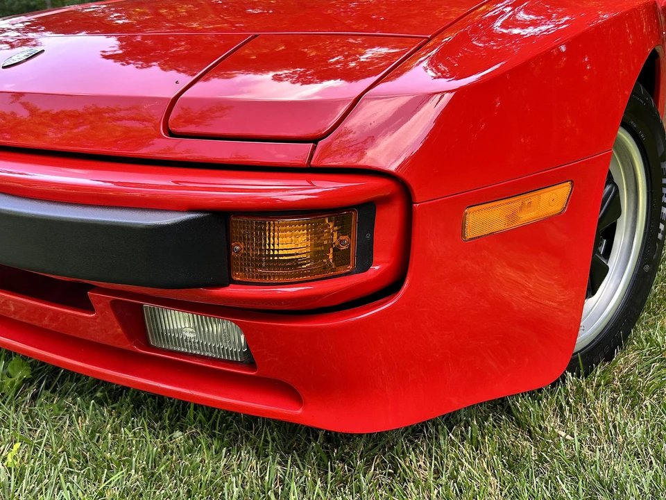 1984 Porsche 944 - Image 14 of 31