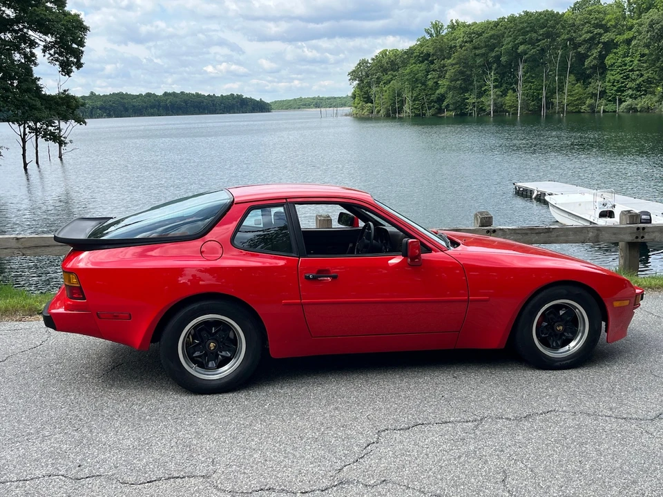 1984 Porsche 944 - Image 7 of 31