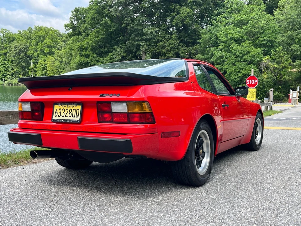 1984 Porsche 944 - Image 12 of 31