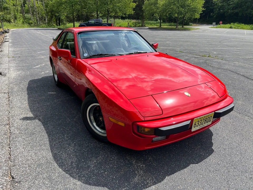 1984 Porsche 944 - Image 4 of 31