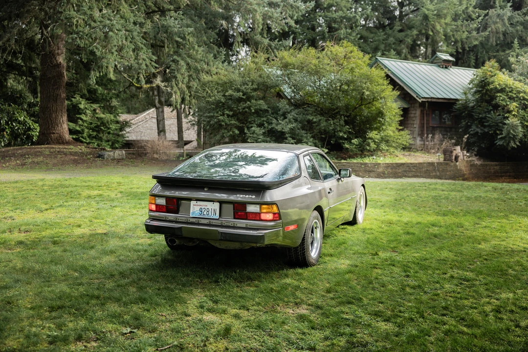 1984 Porsche 944 - Image 16 of 31