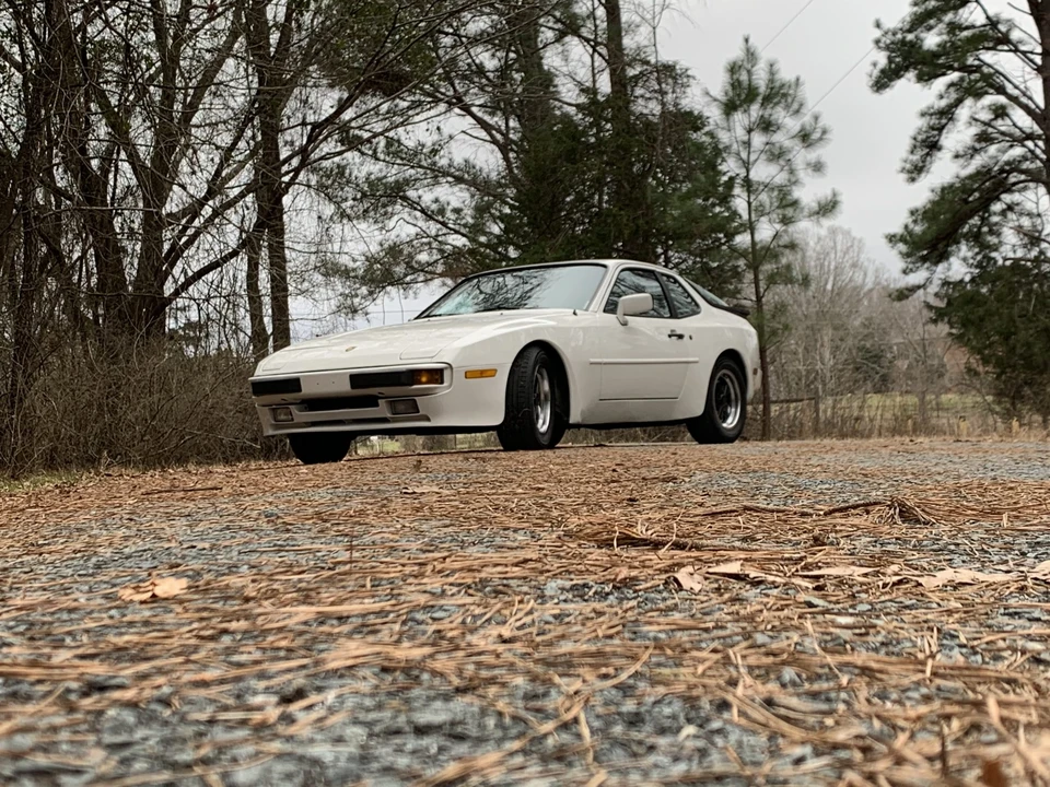 1984 Porsche 944 - Image 11 of 31