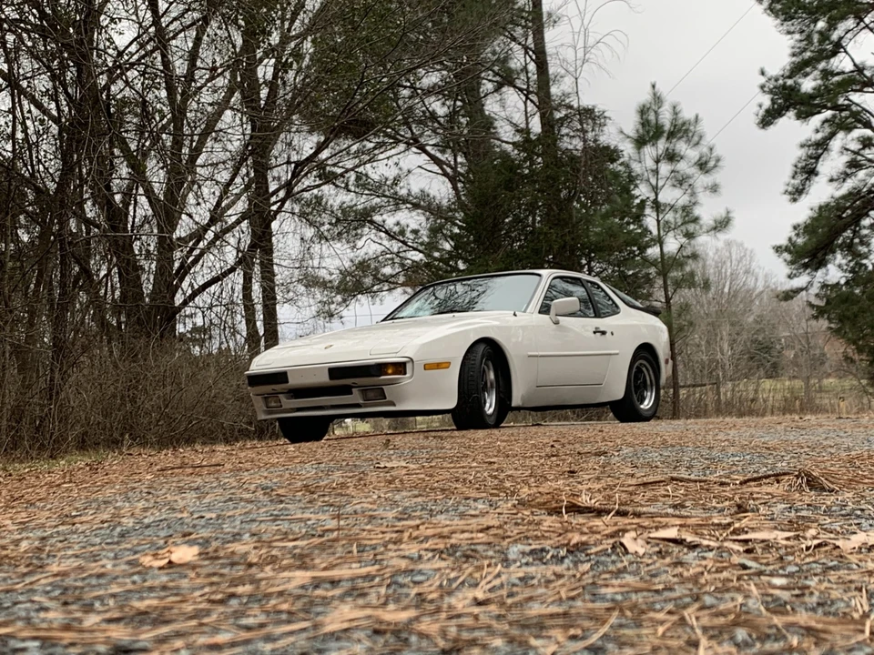 1984 Porsche 944 - Image 12 of 31