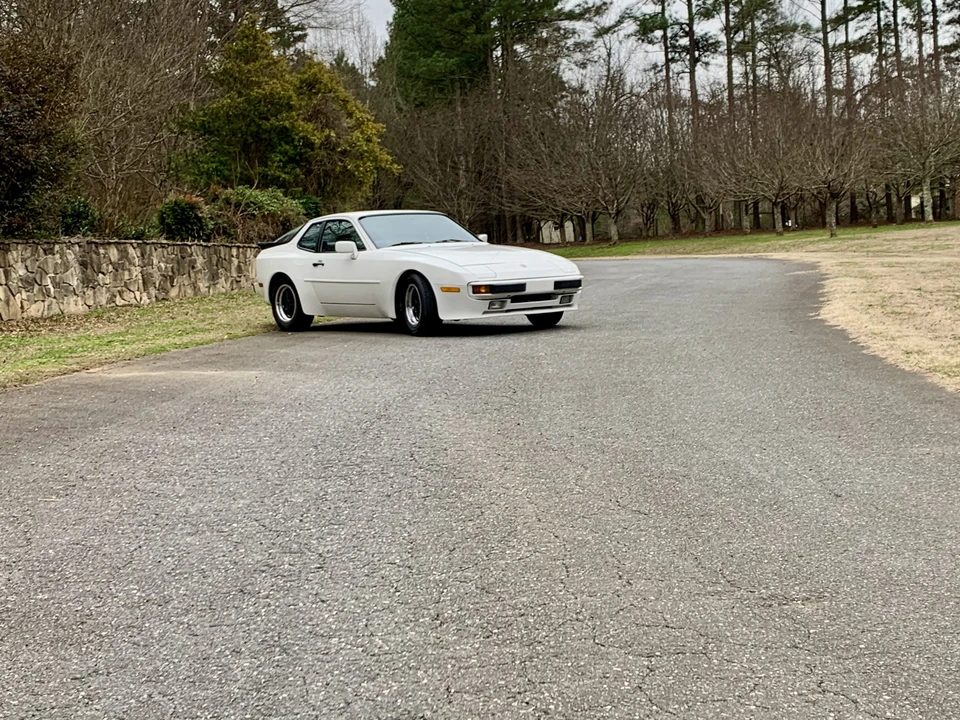 1984 Porsche 944 - Image 18 of 31