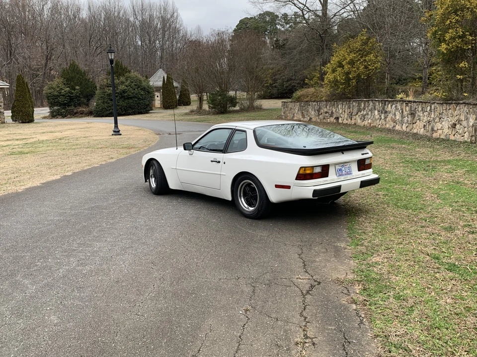 1984 Porsche 944 - Image 20 of 31