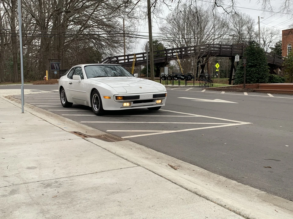 1984 Porsche 944 - Image 26 of 31