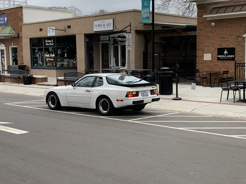 1984 Porsche 944 - Image 30 of 31